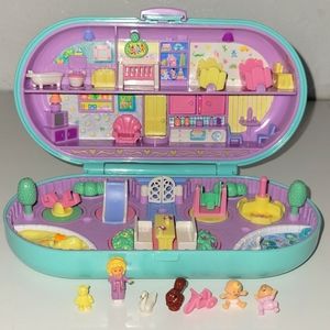1992 Bluebird Babysitter Polly Pocket